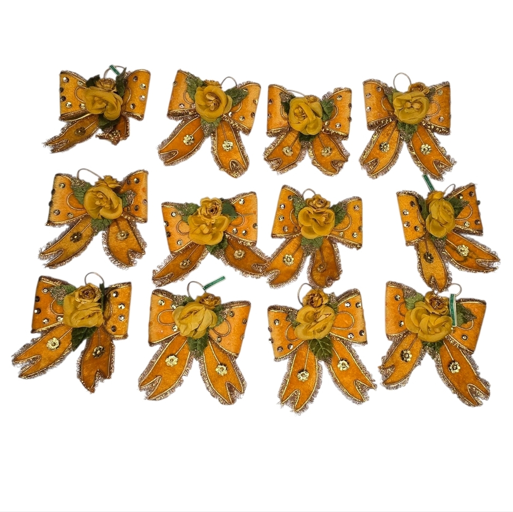 Vintage 1960s MR CHRISTMAS 12 Harvest Gold Glittery Velvet BOWs Ornaments 5"